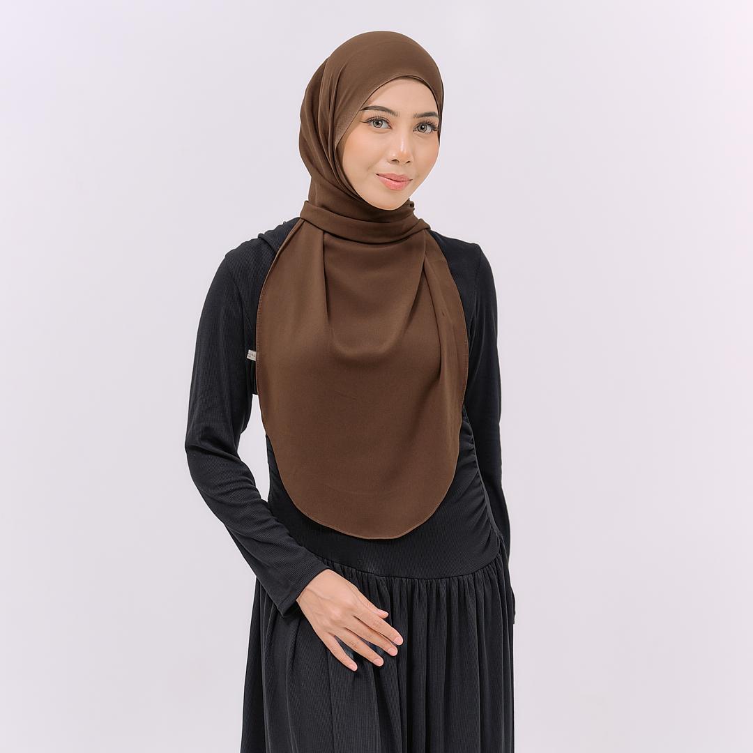 YARA HOODIE SHAWL