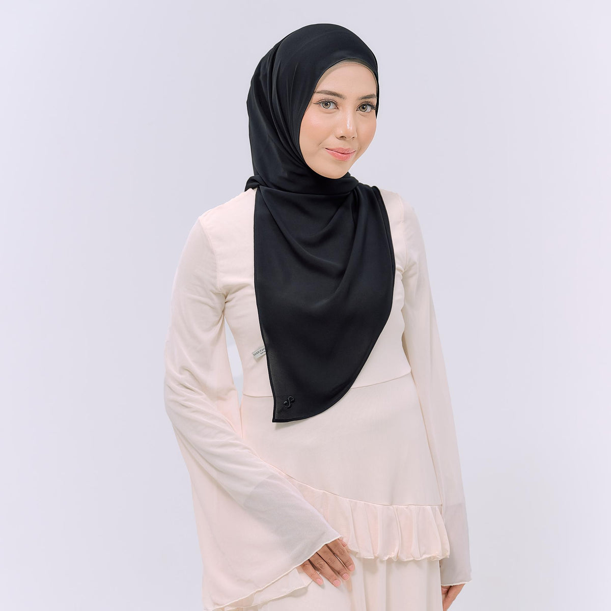 CLAIA HOODIE SHAWL