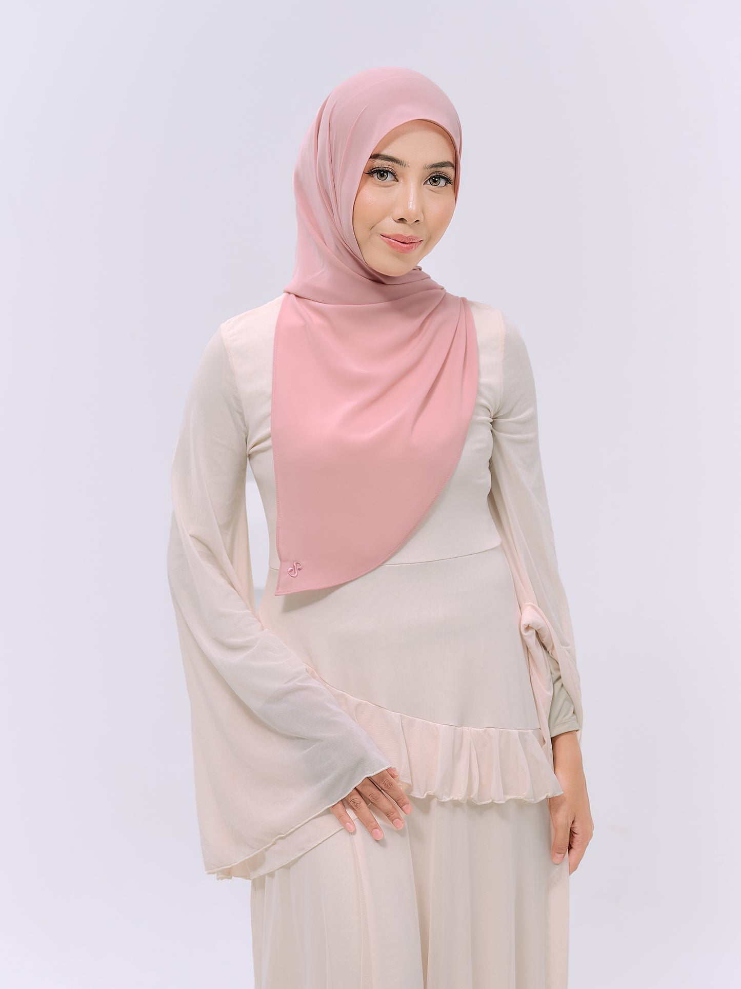 CLAIA IN SOFT PINK