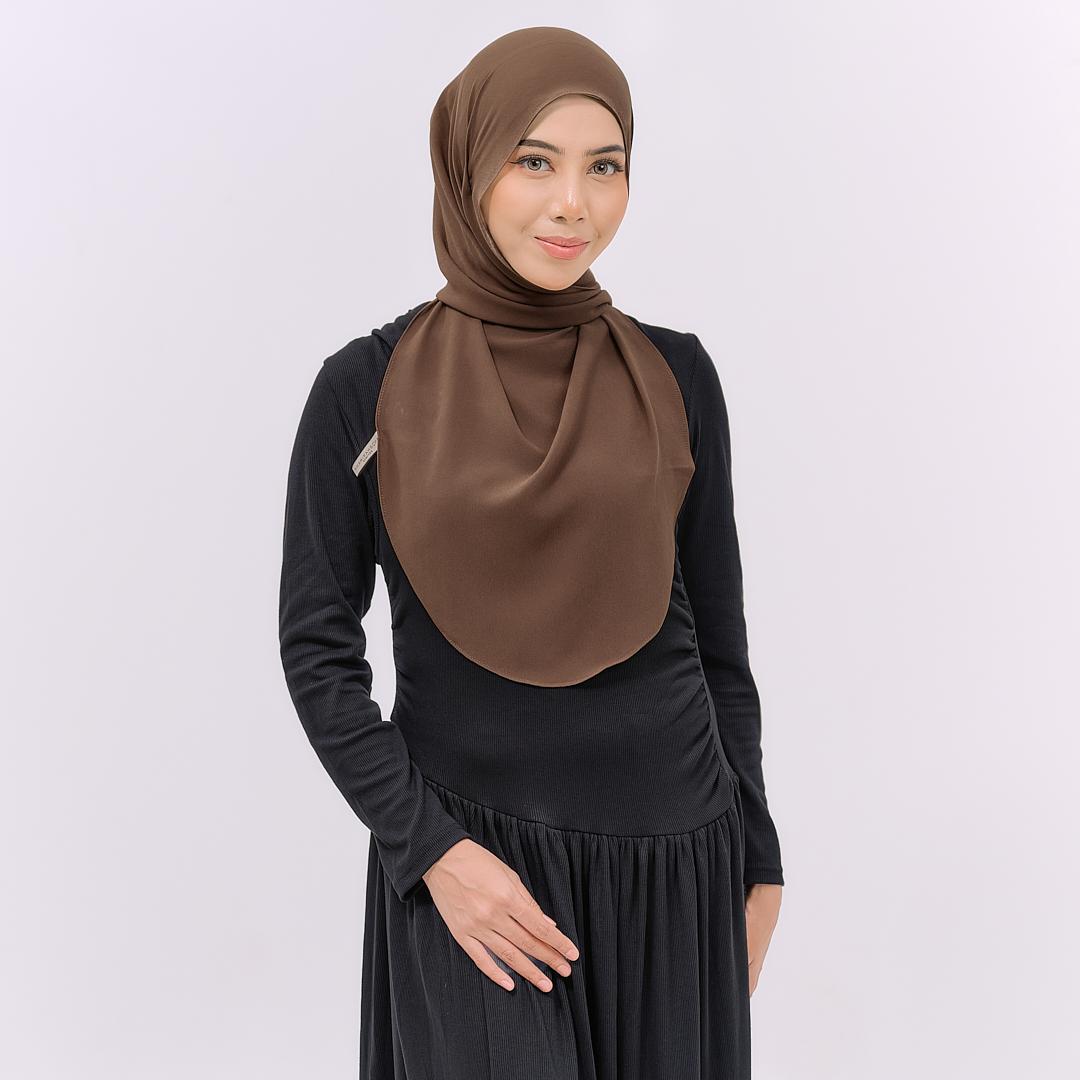 YARA HOODIE SHAWL