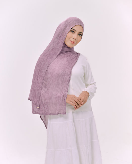 DREAMY IN LAVENDER