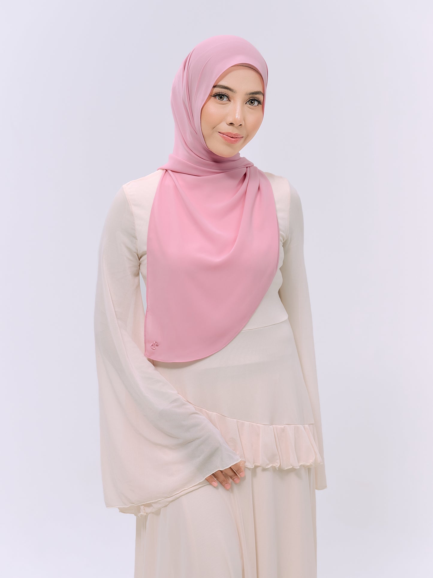 CLAIA IN BABYPINK