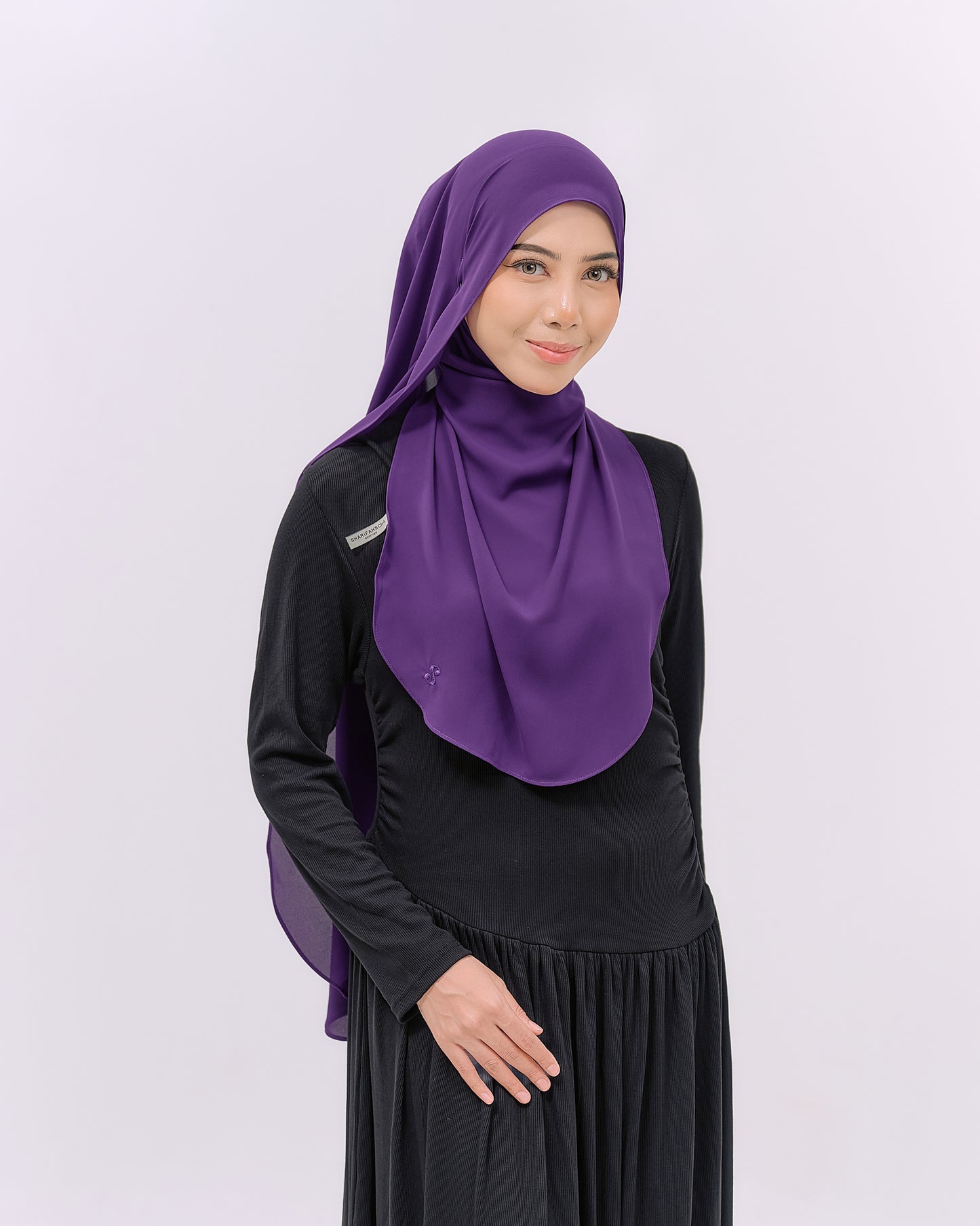 LOVA IN VIOLET