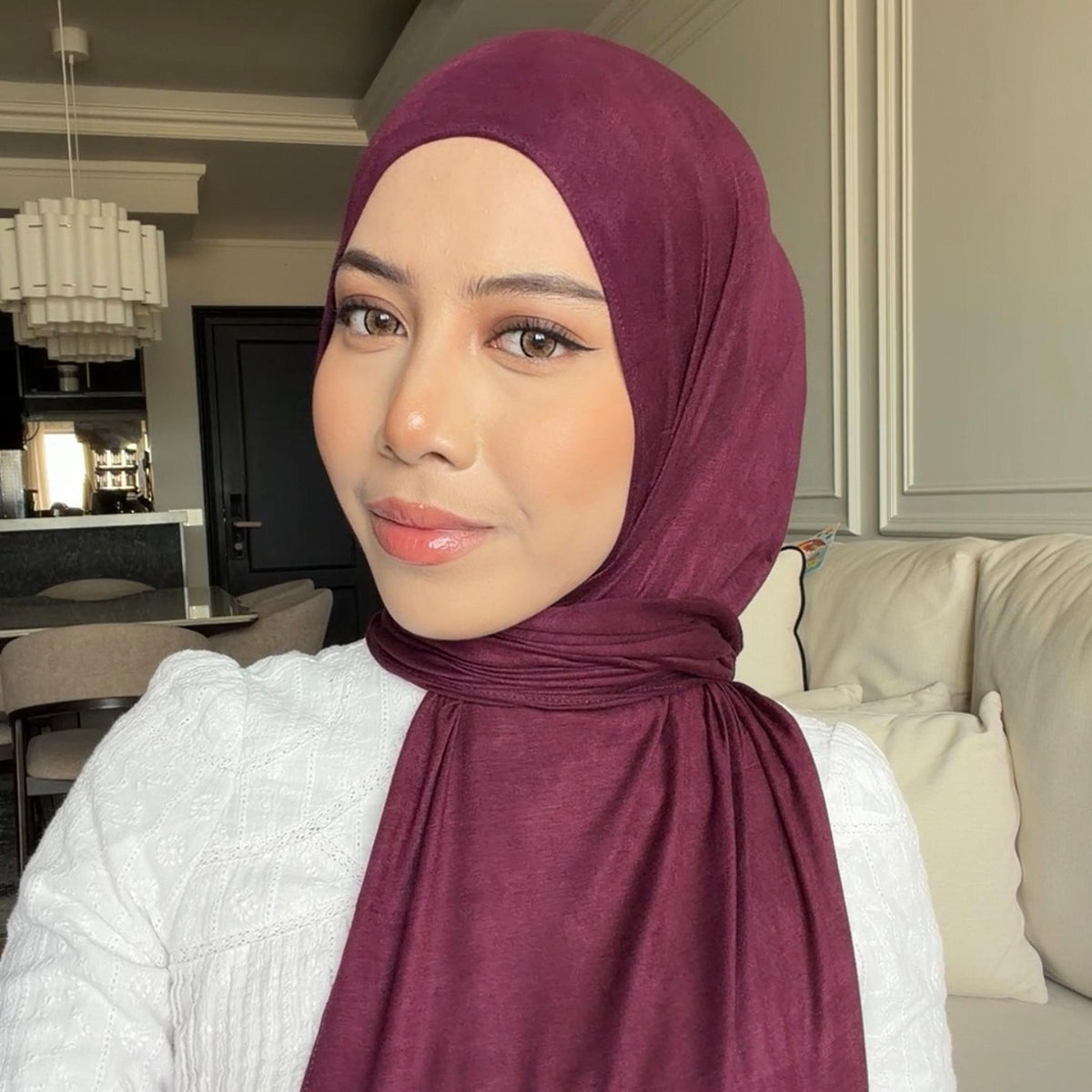 NEYA HOODIE SHAWL