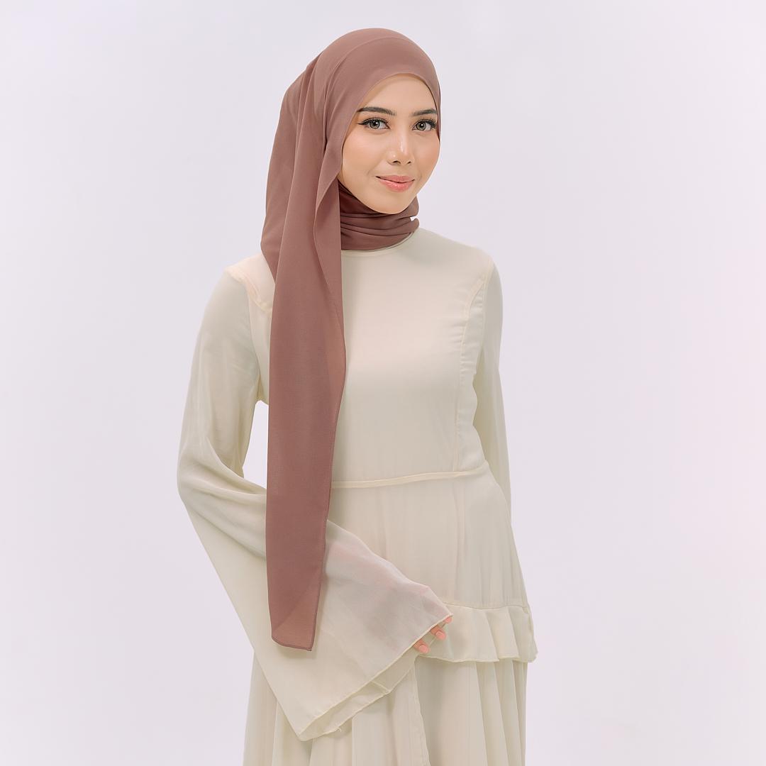 CLARA HOODIE SHAWL