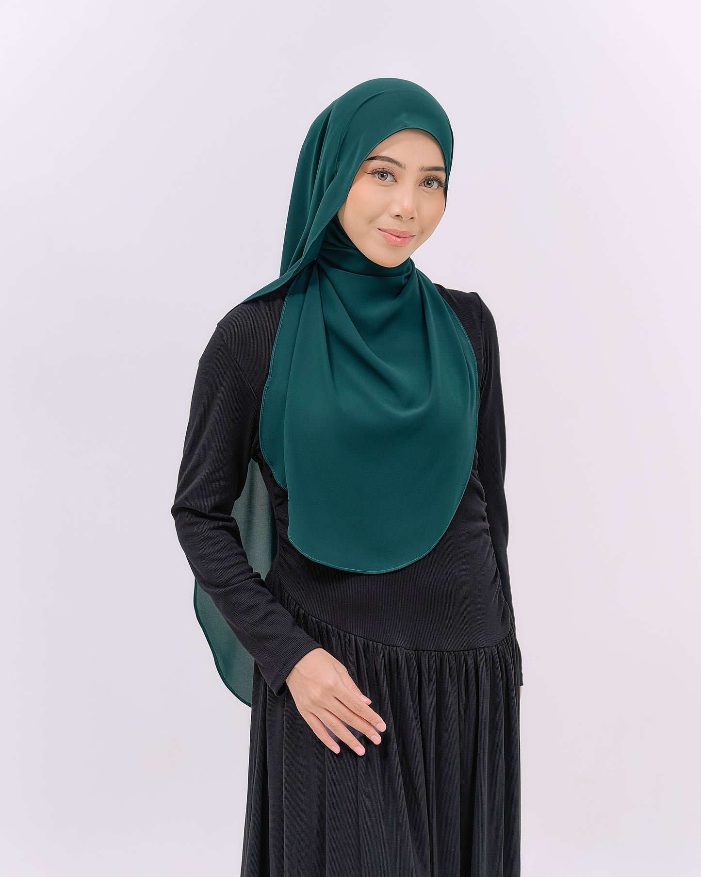 LOVA IN EMERALD