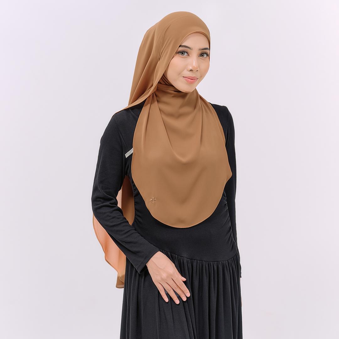 LOVA HOODIE SHAWL