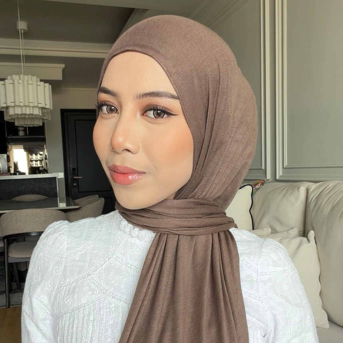 NEYA HOODIE SHAWL