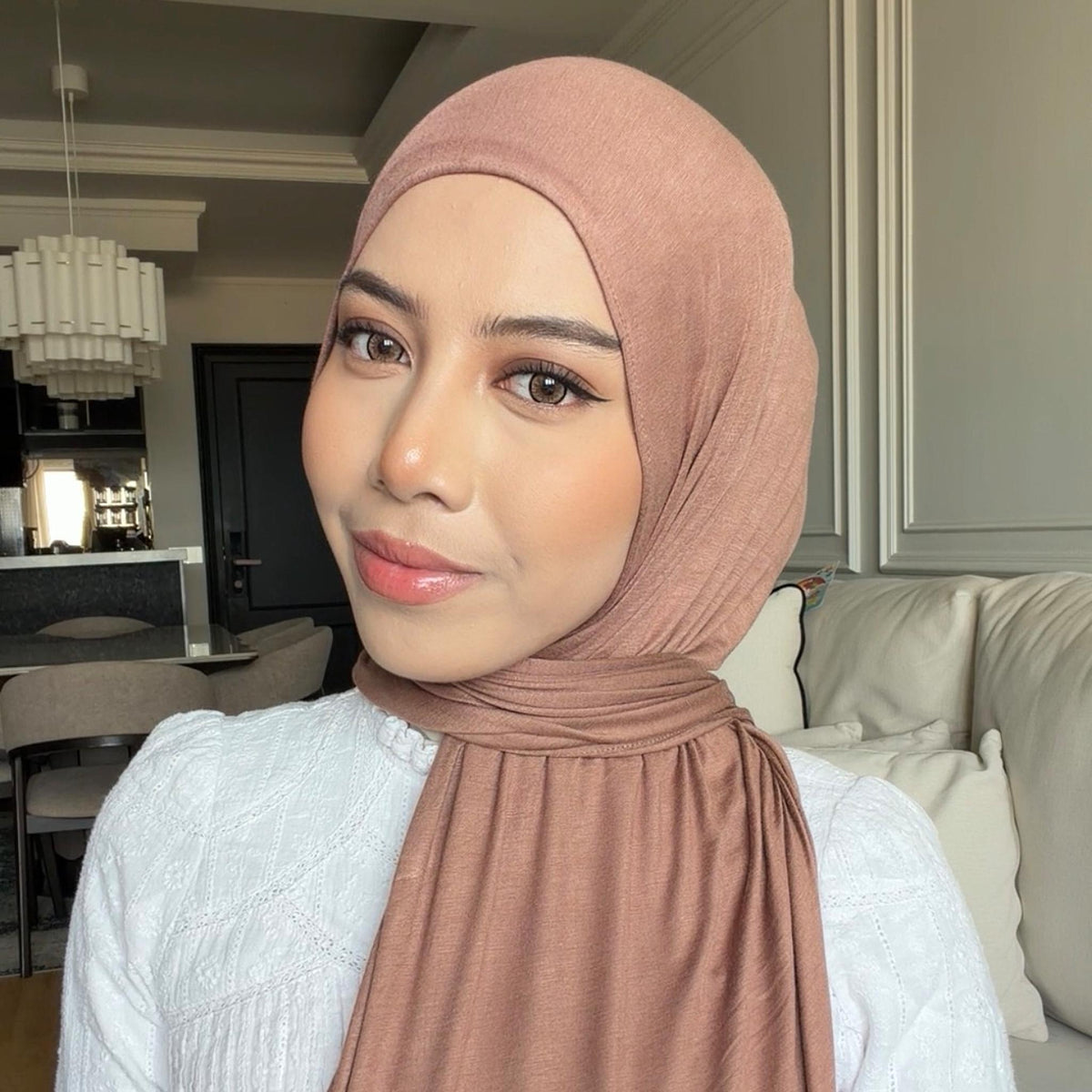 NEYA HOODIE SHAWL