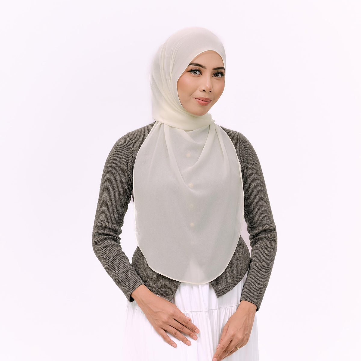 YARA HOODIE SHAWL