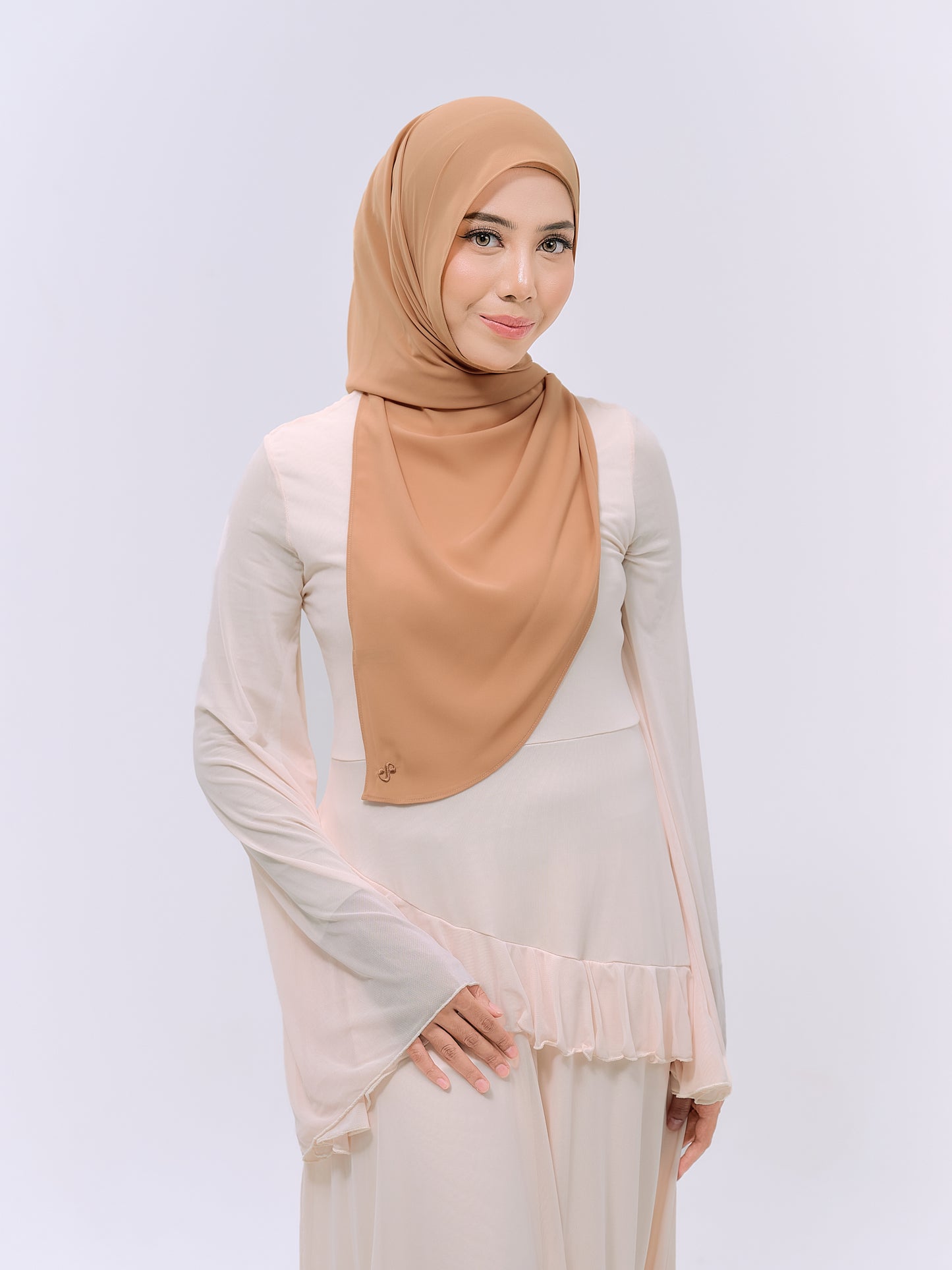 CLAIA IN APRICOT