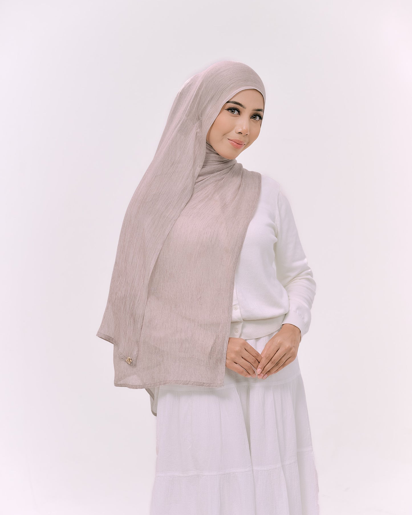 DREAMY IN ASH BEIGE