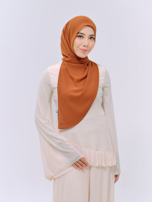 CLAIA IN DEEP ORANGE