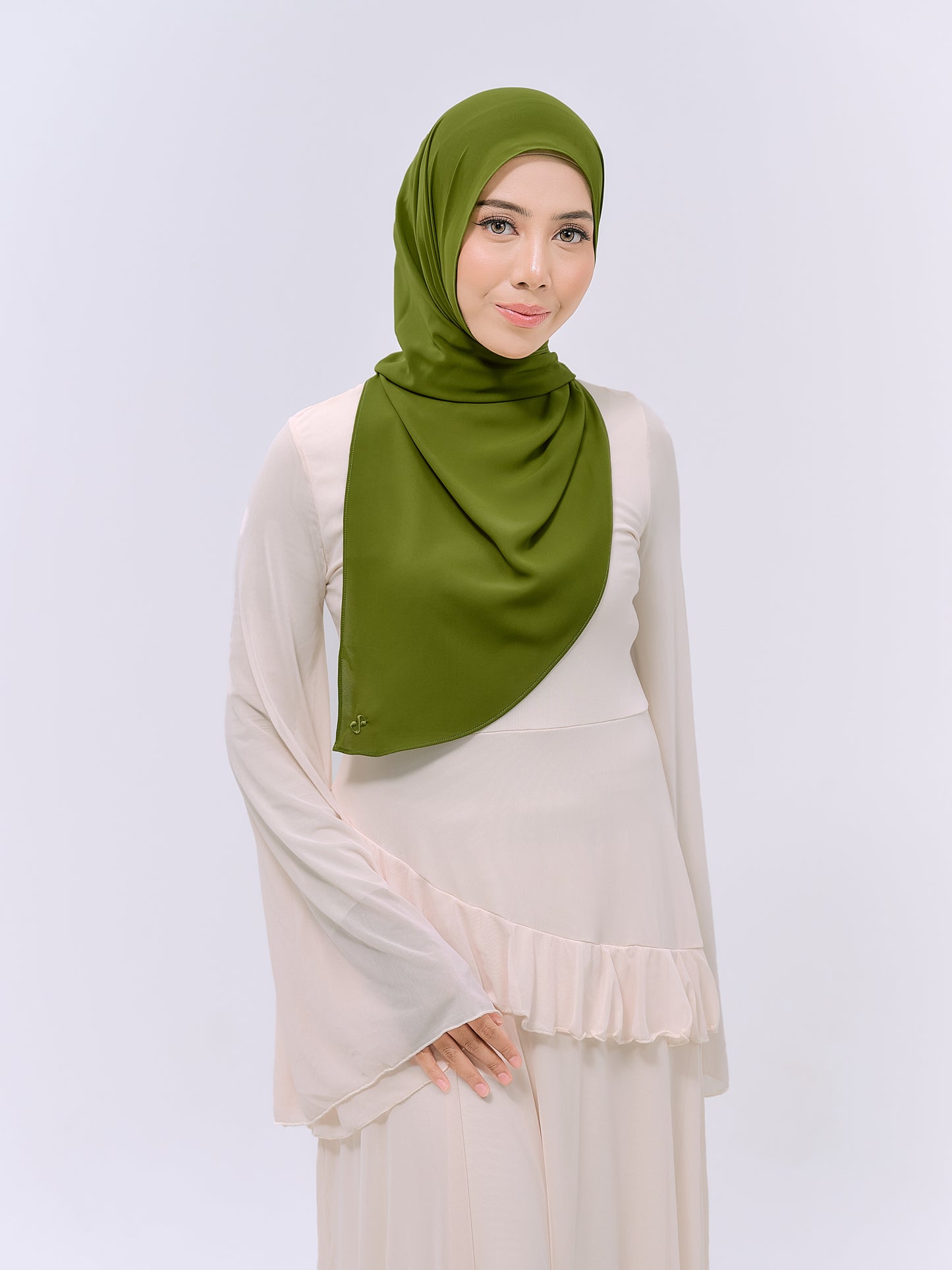 CLAIA GOLDEN OLIVE