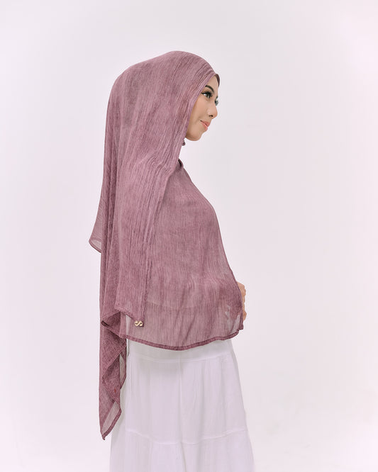 DREAMY IN MAUVE