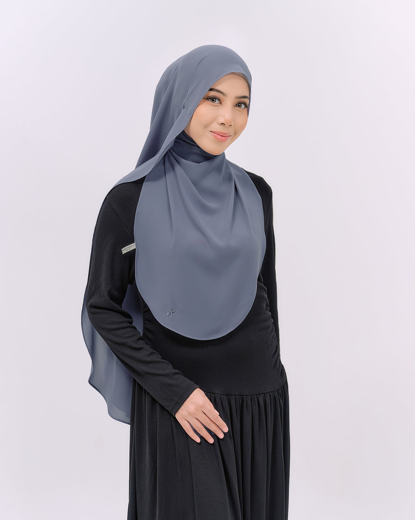 LOVA IN DUSTY BLUE