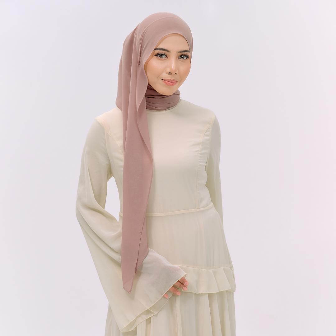 CLARA HOODIE SHAWL