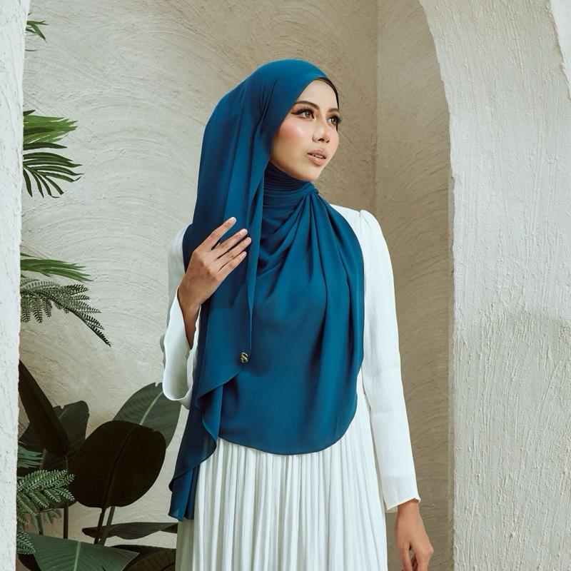 NONA SHAWL CURVE