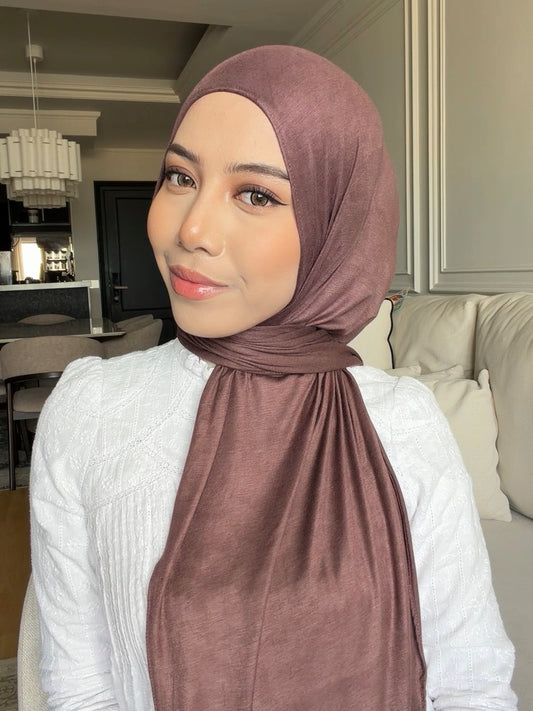 NEYA IN DUSTY BROWN
