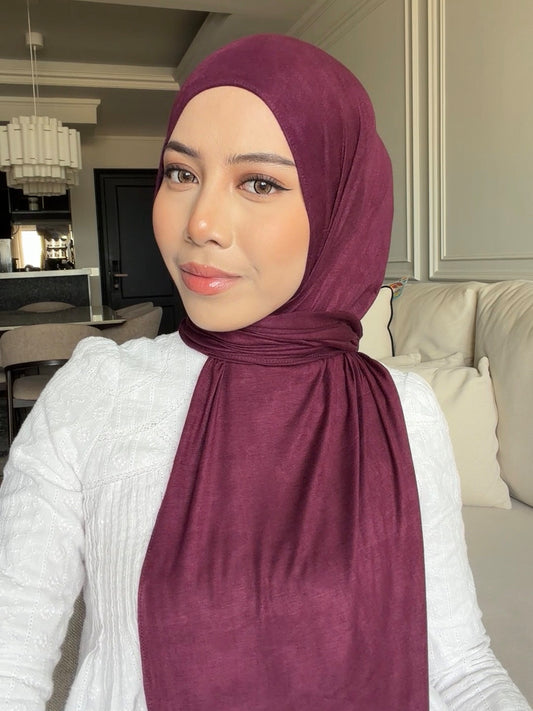 NEYA IN BURGUNDY
