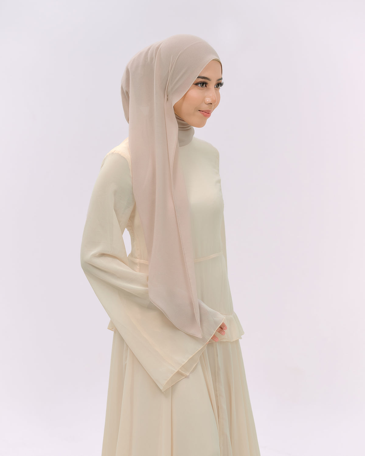 CLARA IN ASH GREEN