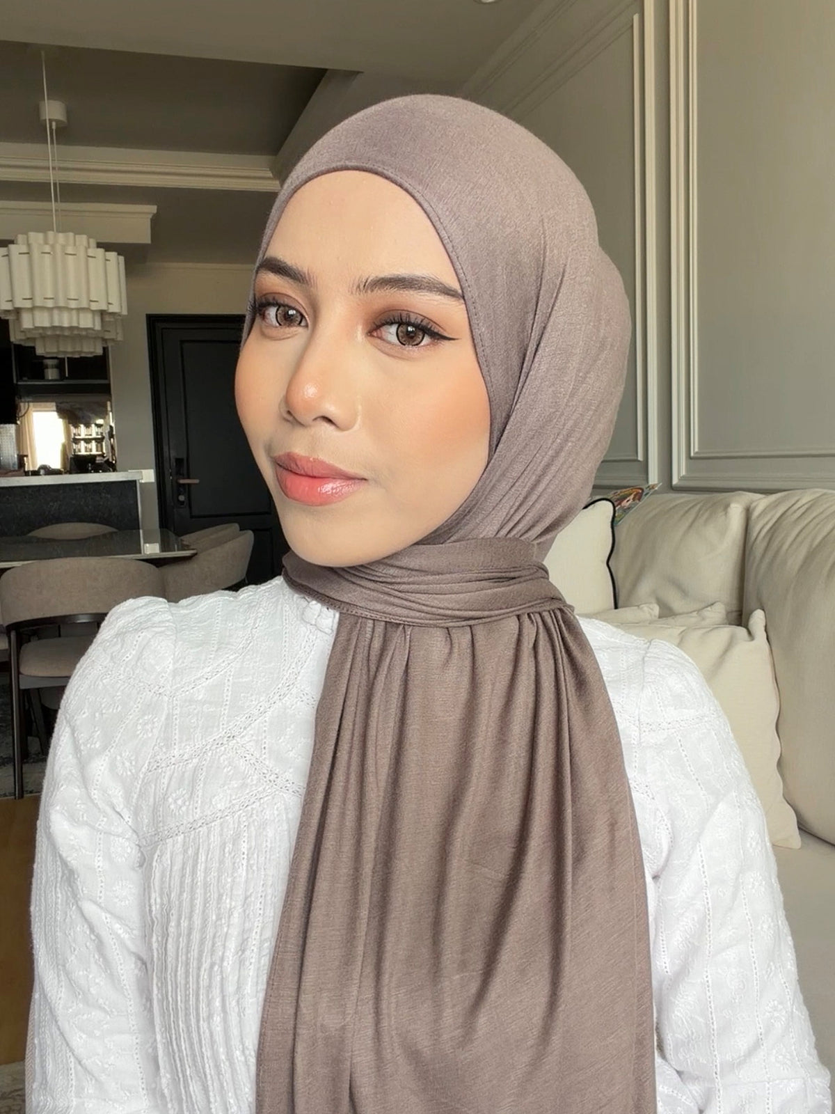 NEYA IN ASH GREY