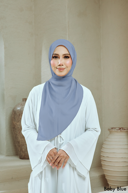 CLARA IN BABYBLUE