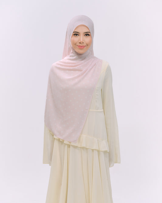 POLKASHAWL IN SOFT PINK