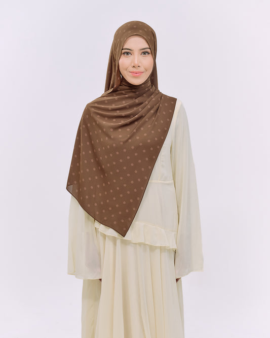 POLKASHAWL IN BROWN