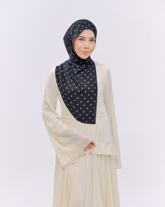 HOODIEDOTS IN BLACK