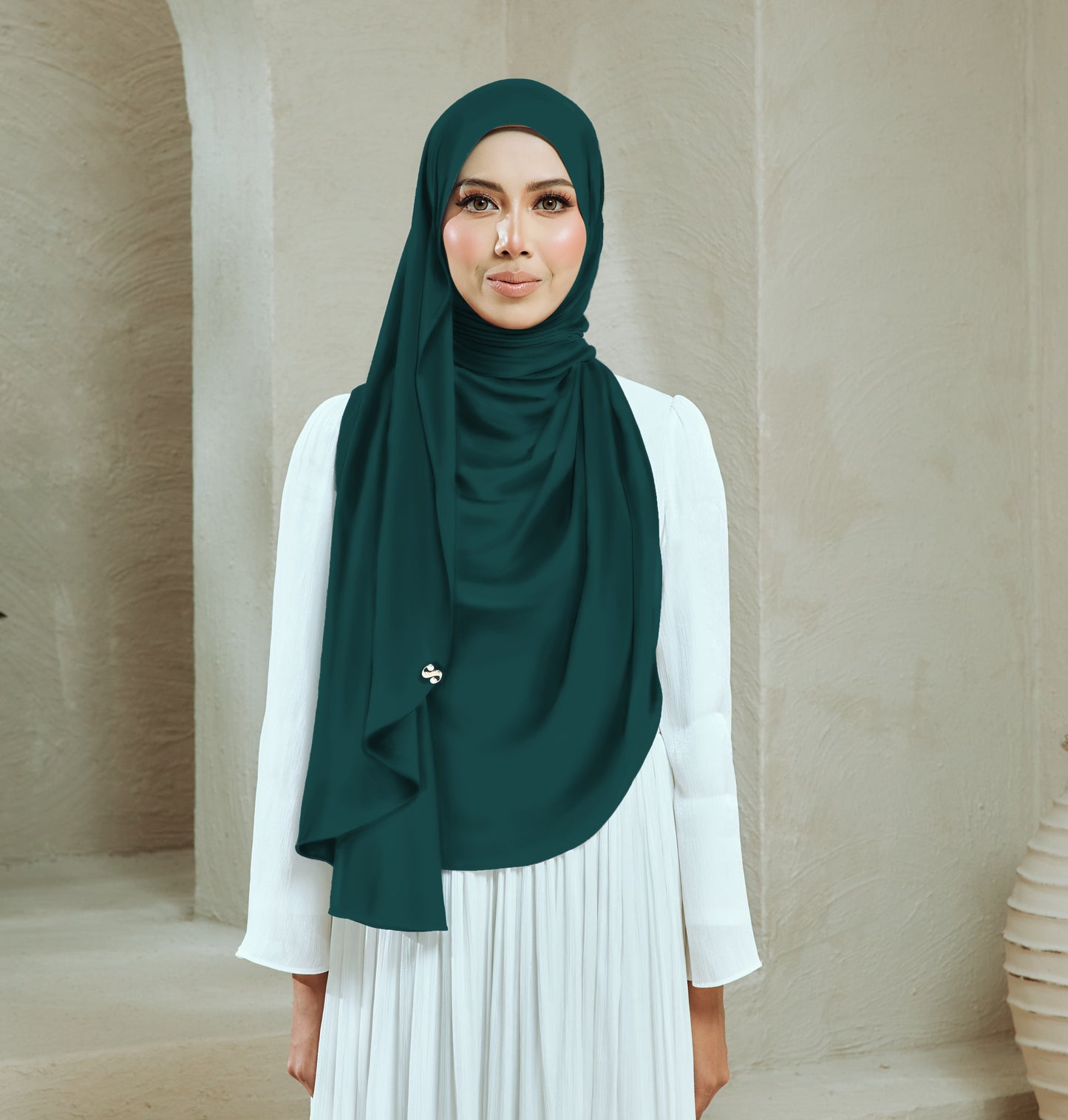 NONA IN EMERALD GREEN
