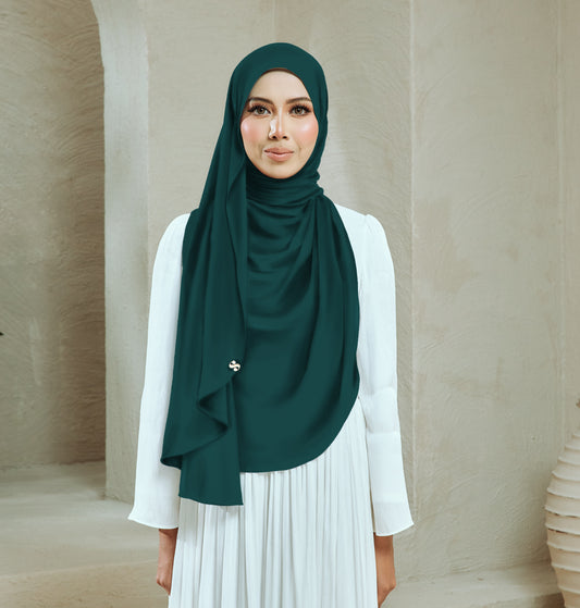 NONA IN EMERALD GREEN