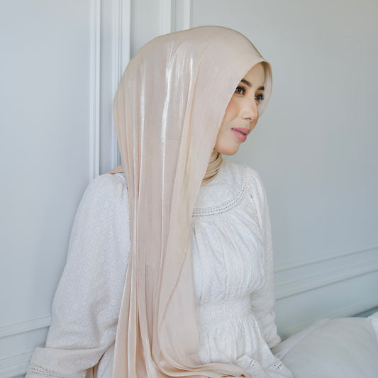 SERI IN ALMOND