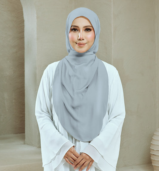 LOVA IN SOFT BLUE