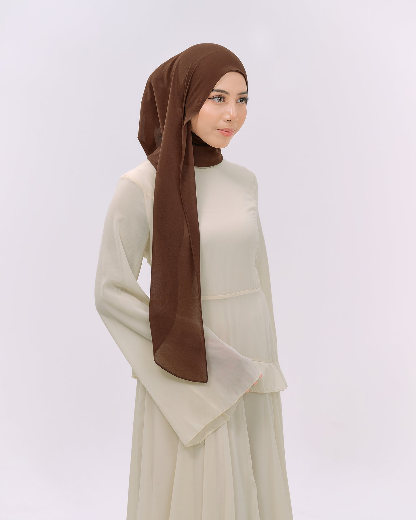 CLARA IN MOCHA