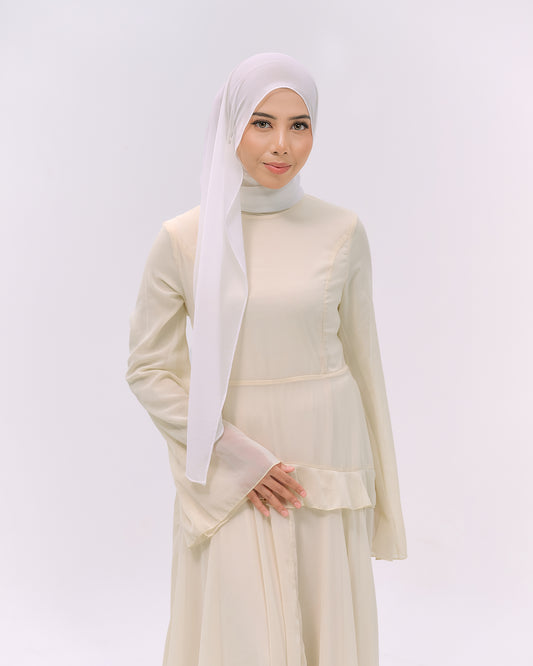 CLARA IN OFFWHITE