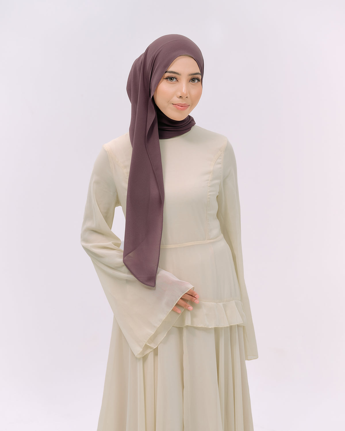 CLARA IN RAISIN GREY