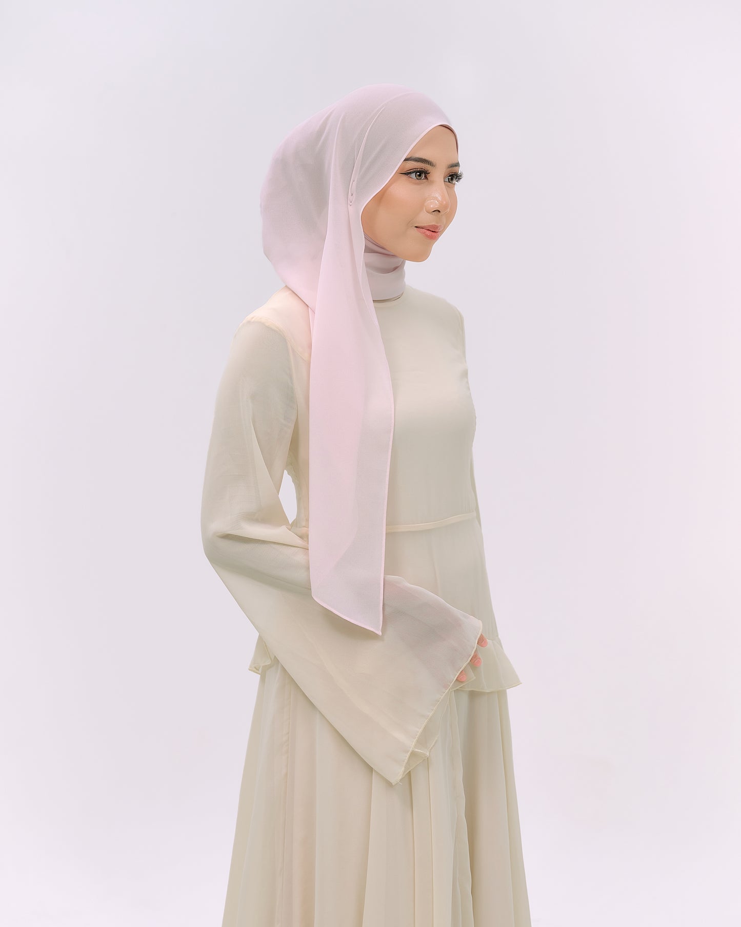 CLARA IN WHITE PINK