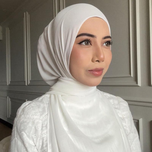 YARA IN OFFWHITE