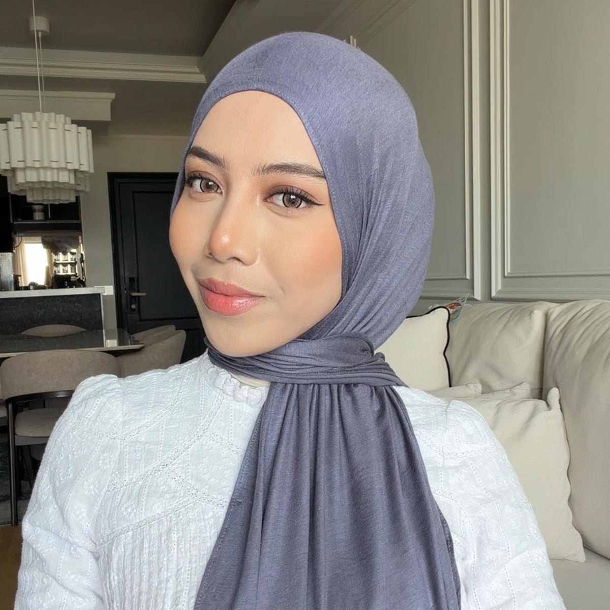 NEYA HOODIE SHAWL