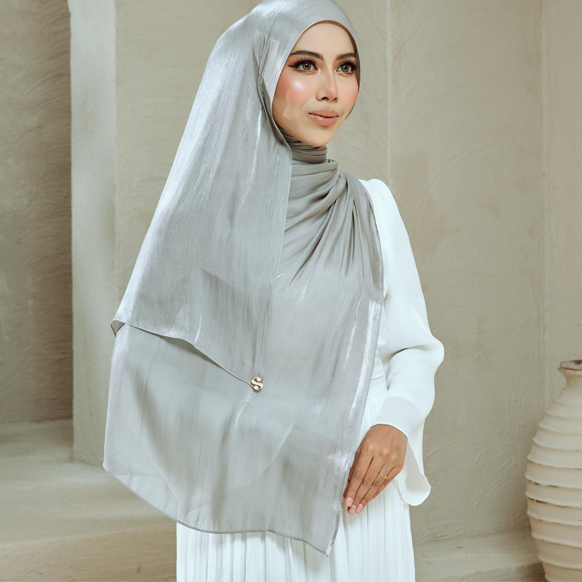 SERI SHIMMER SHAWL
