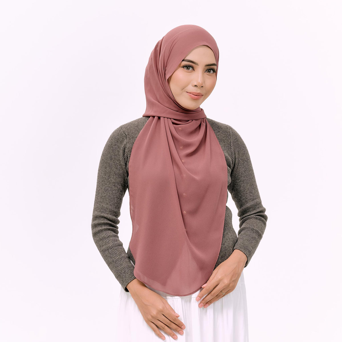 YARA HOODIE SHAWL