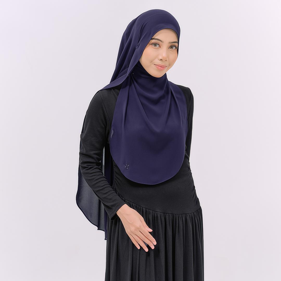 LOVA HOODIE SHAWL