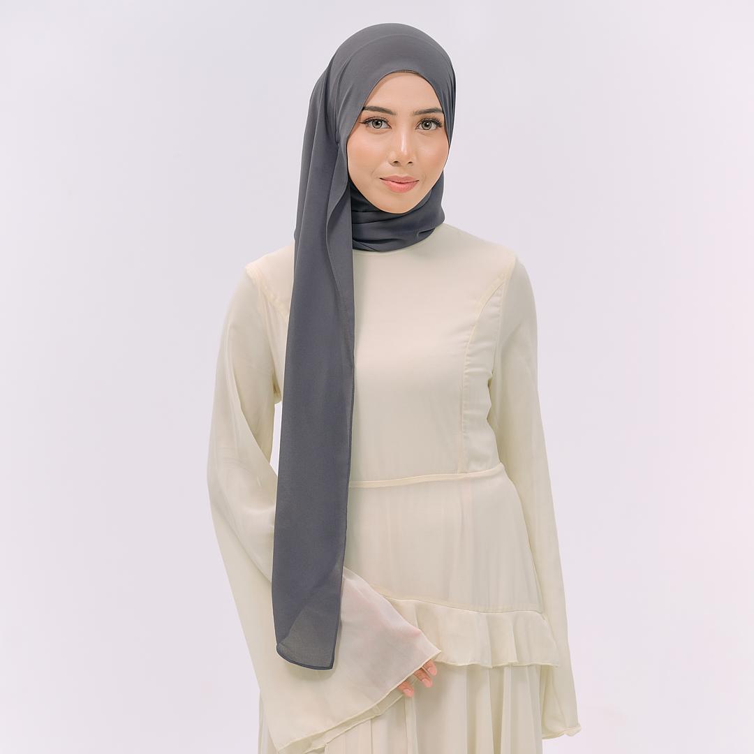 CLARA HOODIE SHAWL