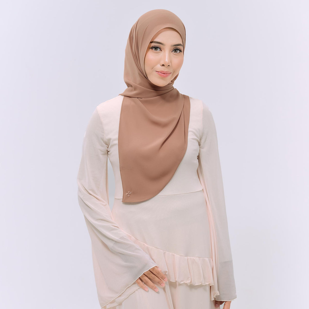 CLAIA HOODIE SHAWL