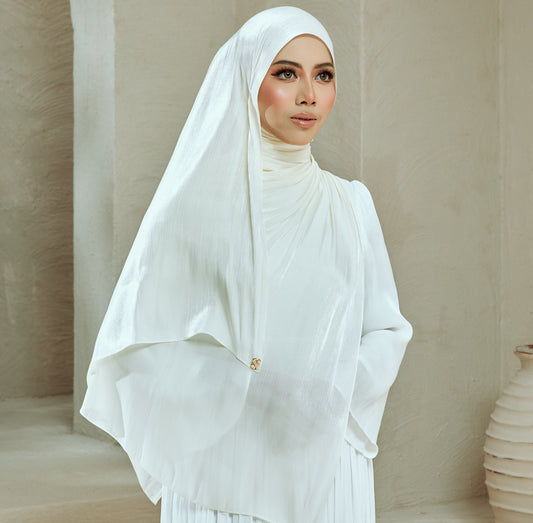 SERI IN CREAM