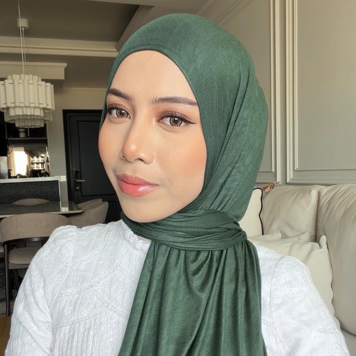 NEYA HOODIE SHAWL