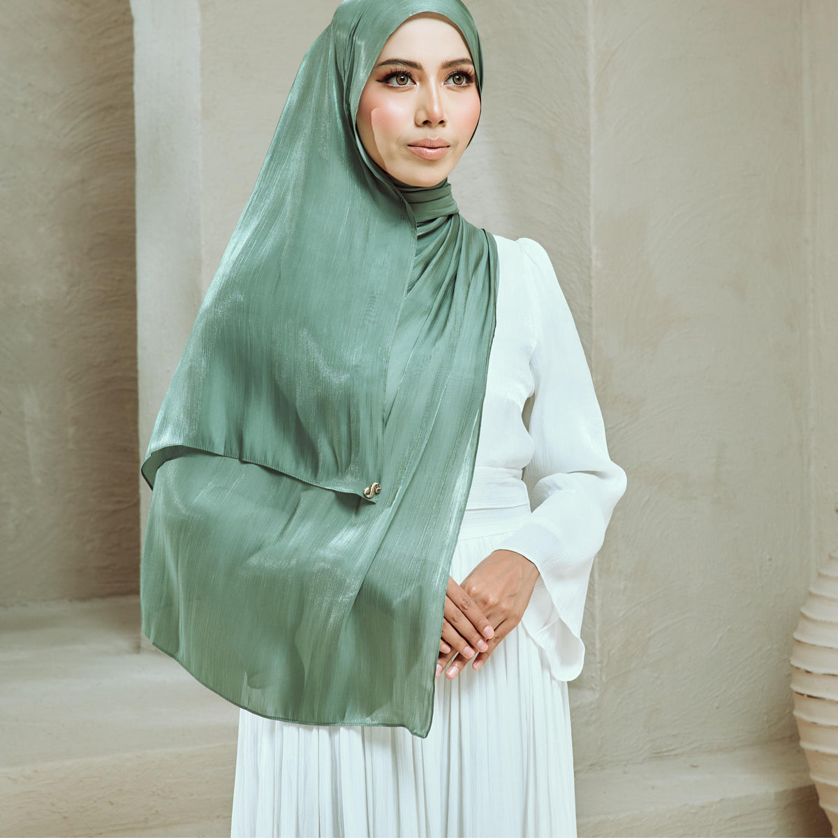 SERI SHIMMER SHAWL