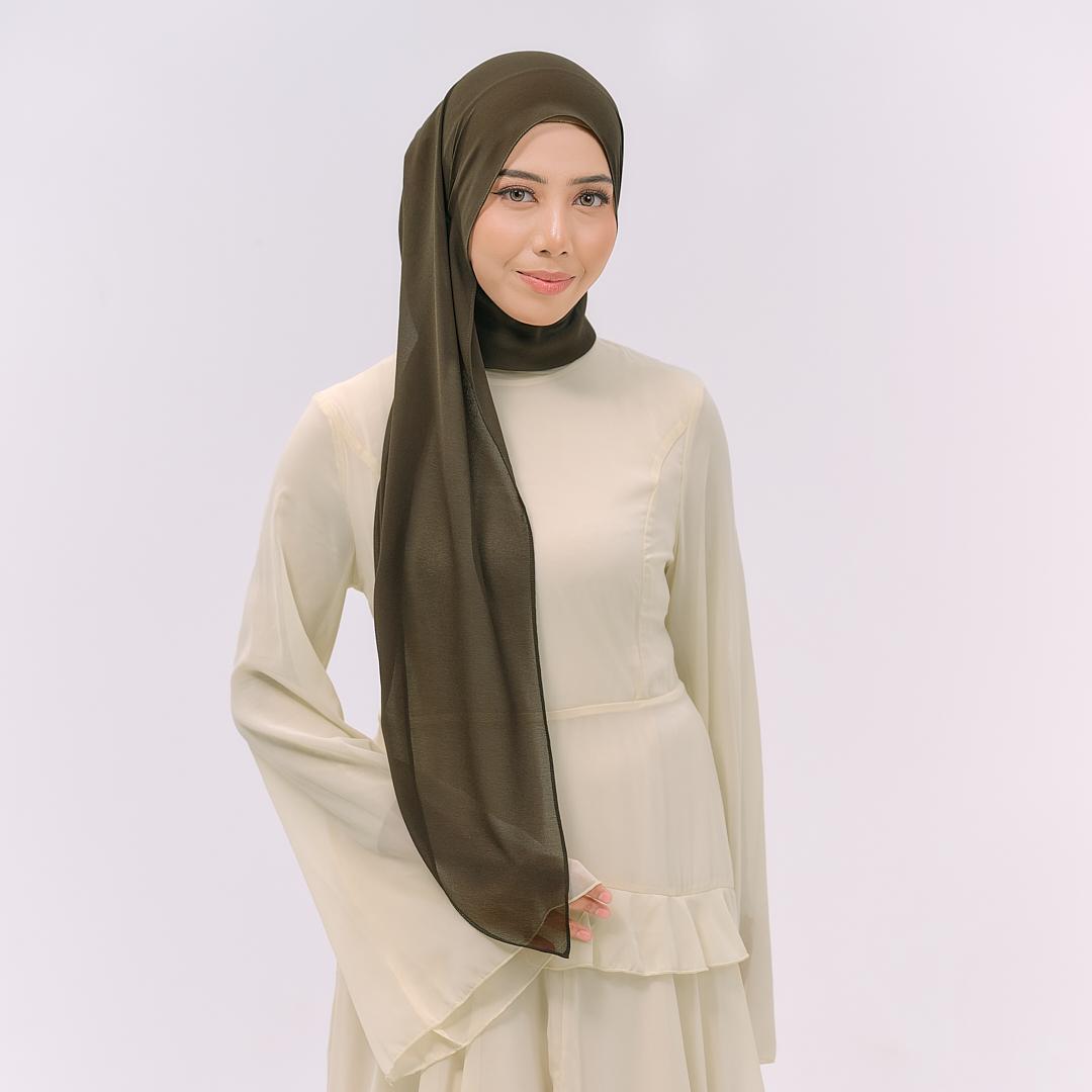 CLARA HOODIE SHAWL
