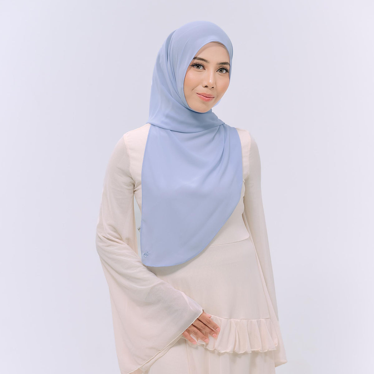 CLAIA HOODIE SHAWL